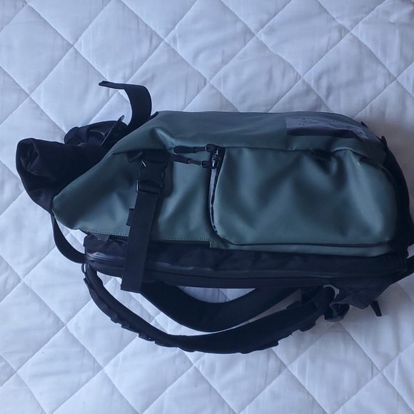 WANDRD camera backpack - Picture 5 of 7